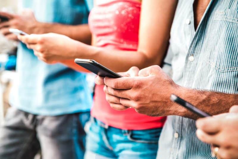 celulares de gama media en 2025