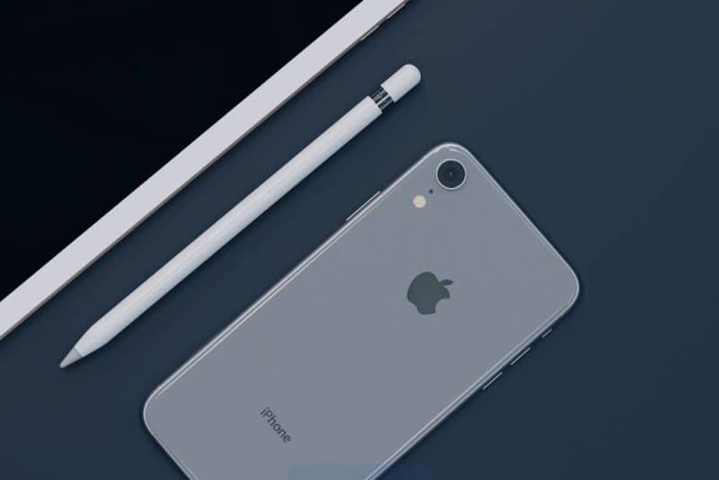 iPhone xr 001 iPhone XS Max y iPhone XR lado a lado mostrando sus diferencias de diseño