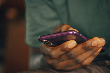 comparativa one ui vs miui cual es mejor software
