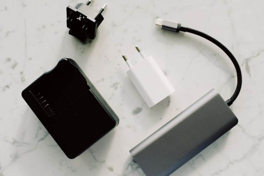 Adaptadores y cables USB-C compatibles