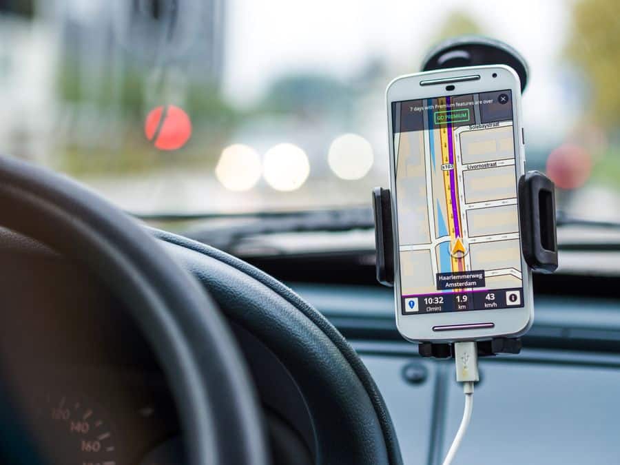 Smartphone con GPS para navegación en Argentina