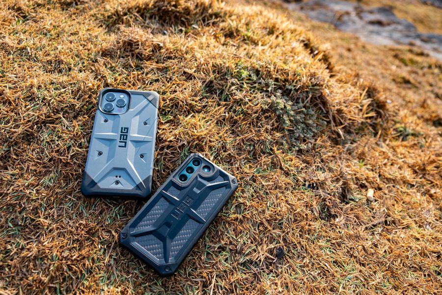 Smartphones resistentes con fundas protectoras